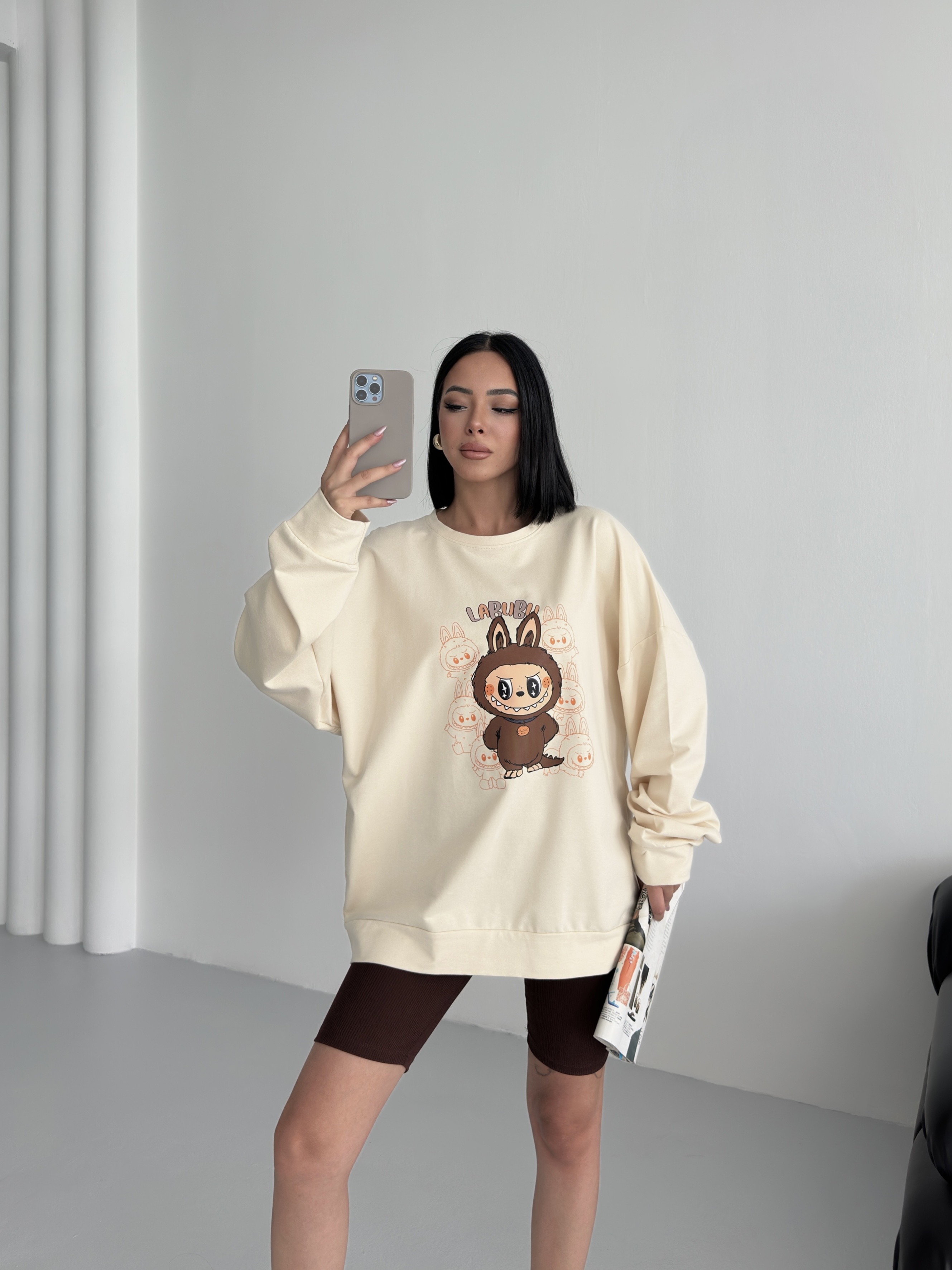 Bej Bisiklet Yaka Önü Baskılı Oversize 2 İPLİK Sweatshirt ek resim
