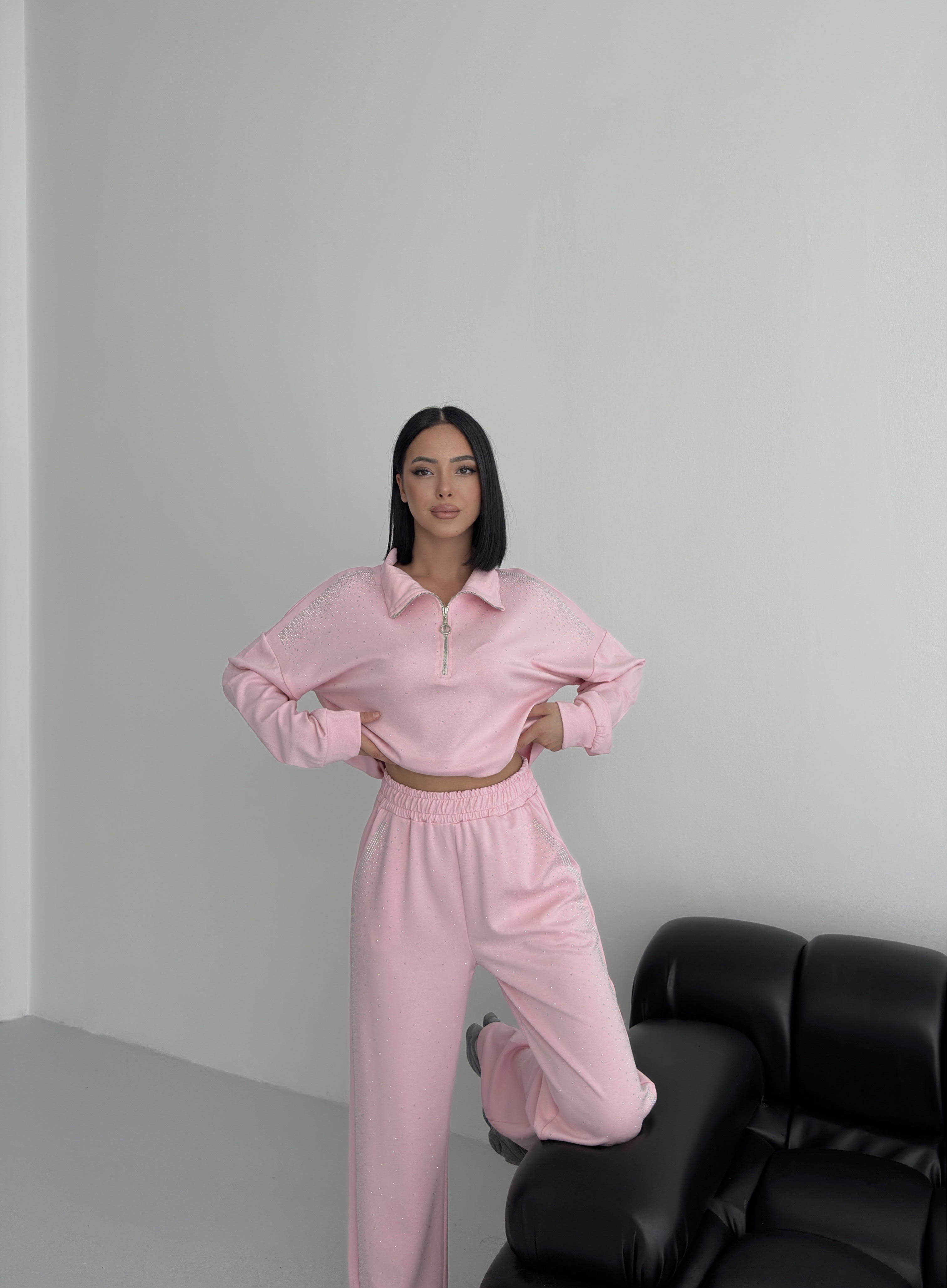 Pembe Ultra Premium Soft Touch Taşlı Takım ek resim